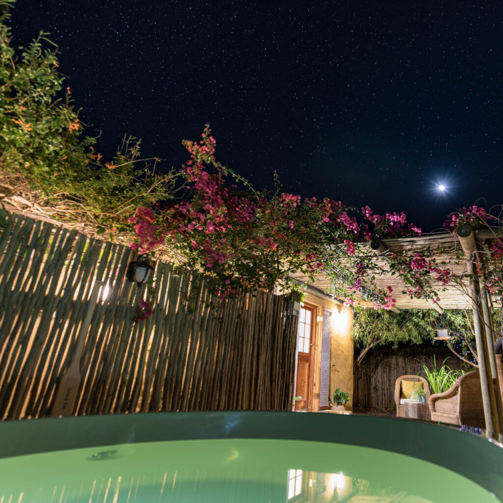 Hot tub by night